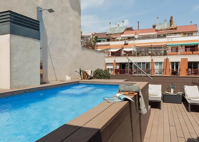 Lys - 2 Bedrooms And Pool In Eixample Esquerra דירה