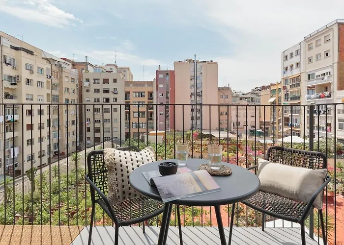 Lys - 2 Bedrooms And Pool In Eixample Esquerra